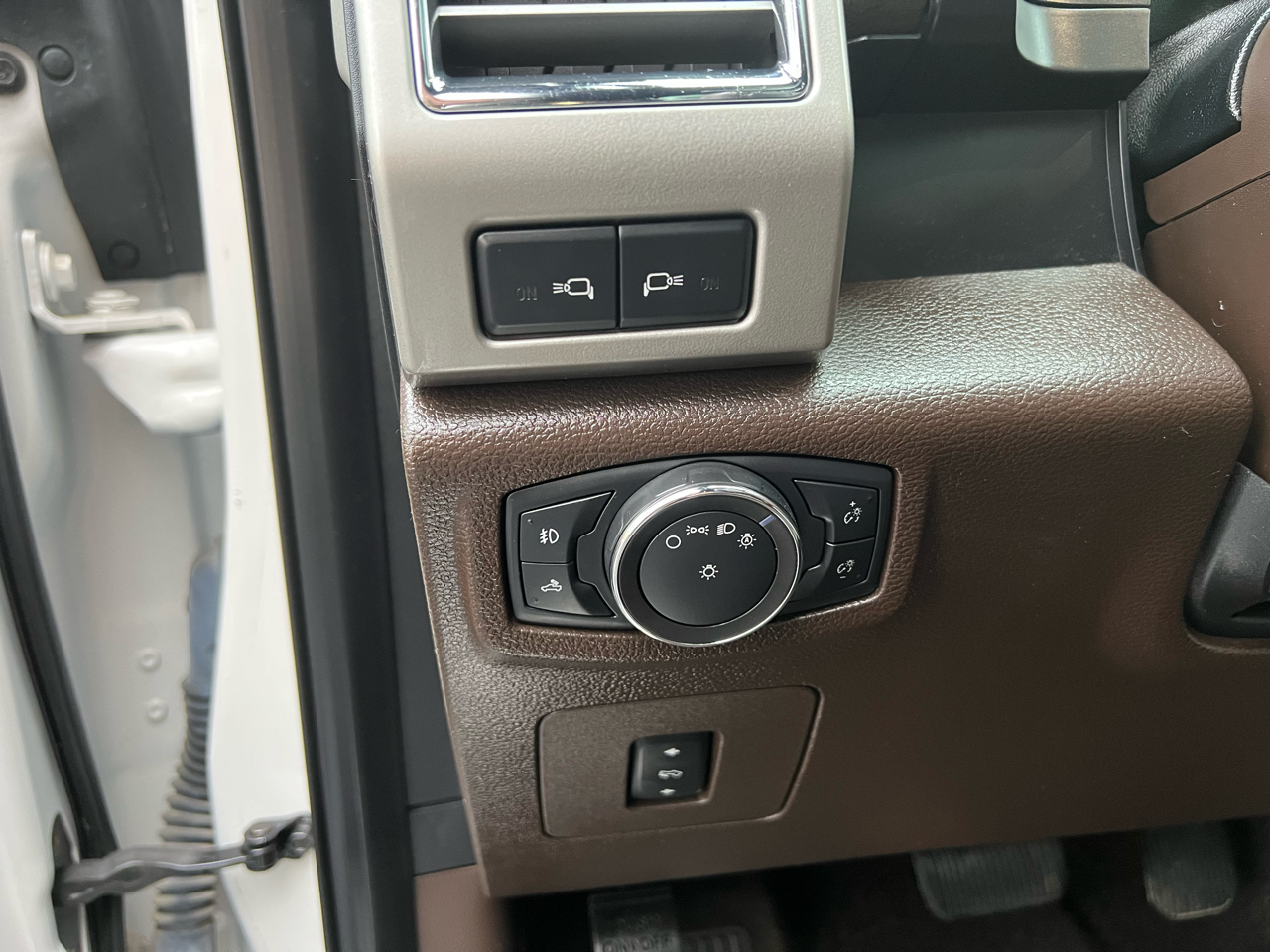 Ford F-150 King Ranch 4WD SuperCrew 5.5' Box 2017