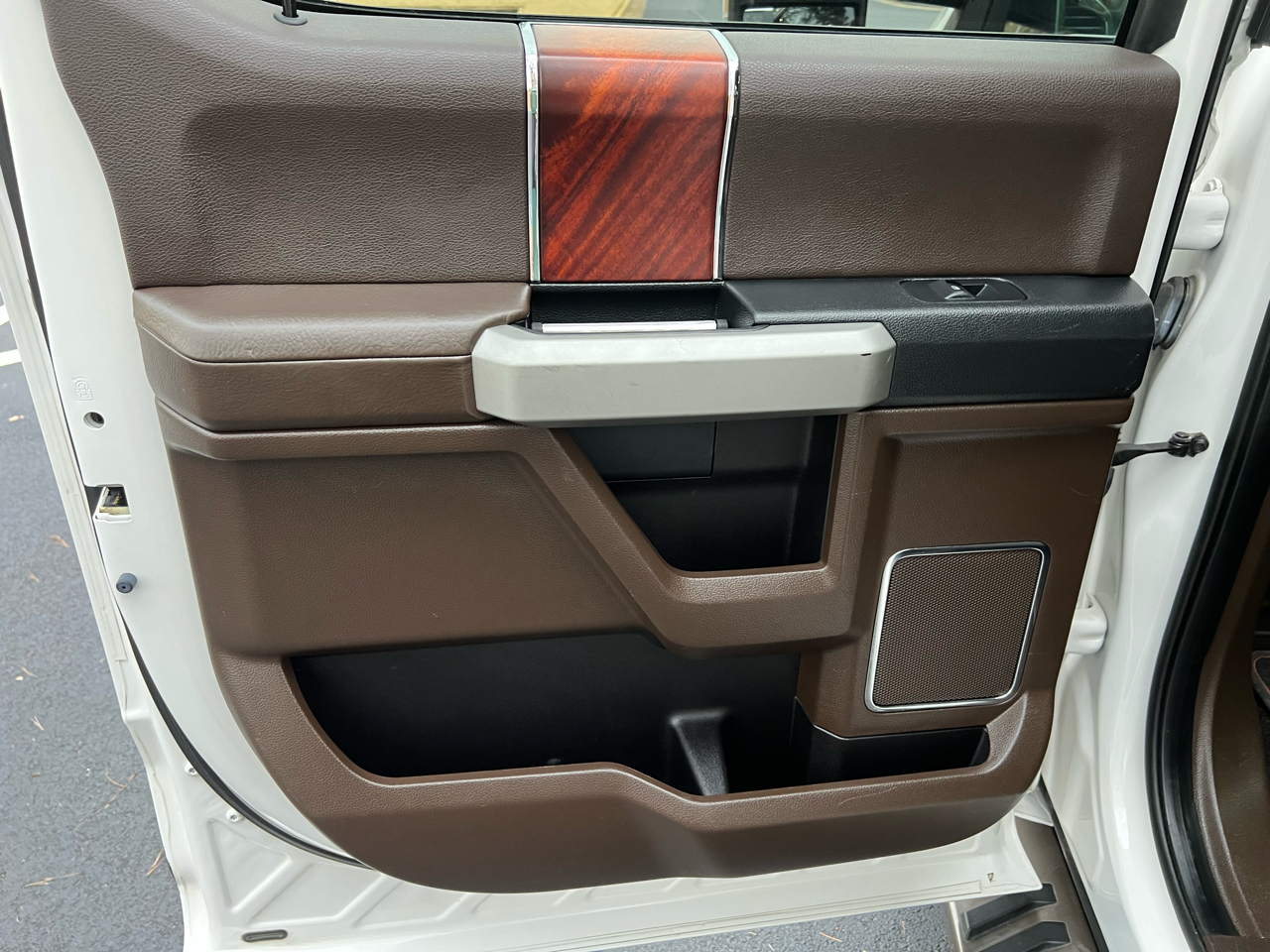 Ford F-150 King Ranch 4WD SuperCrew 5.5' Box 2017