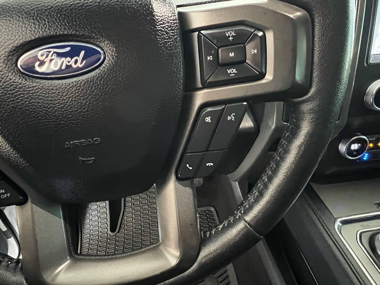 Ford Expedition XLT 4x2 2019