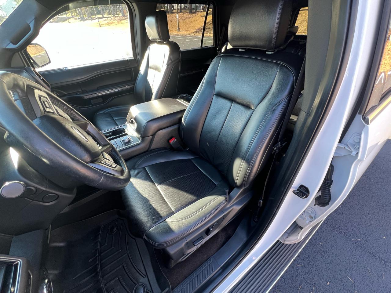 Ford Expedition XLT 2020