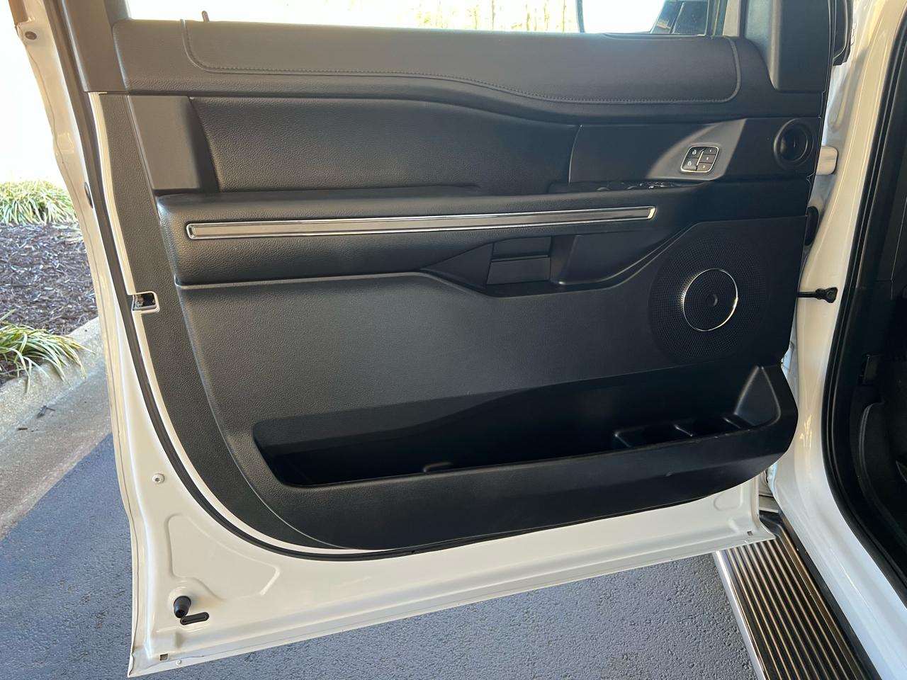 Ford Expedition XLT 2020