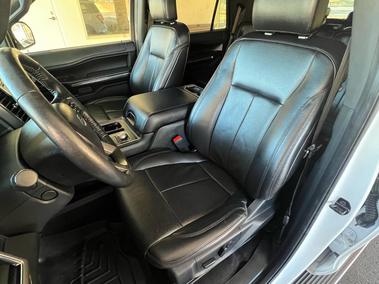 Ford Expedition XLT 2020