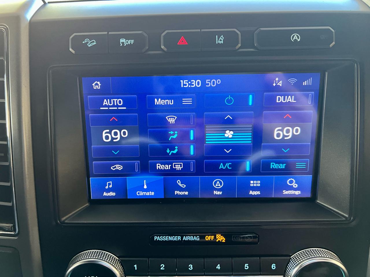 Ford Expedition XLT 2020