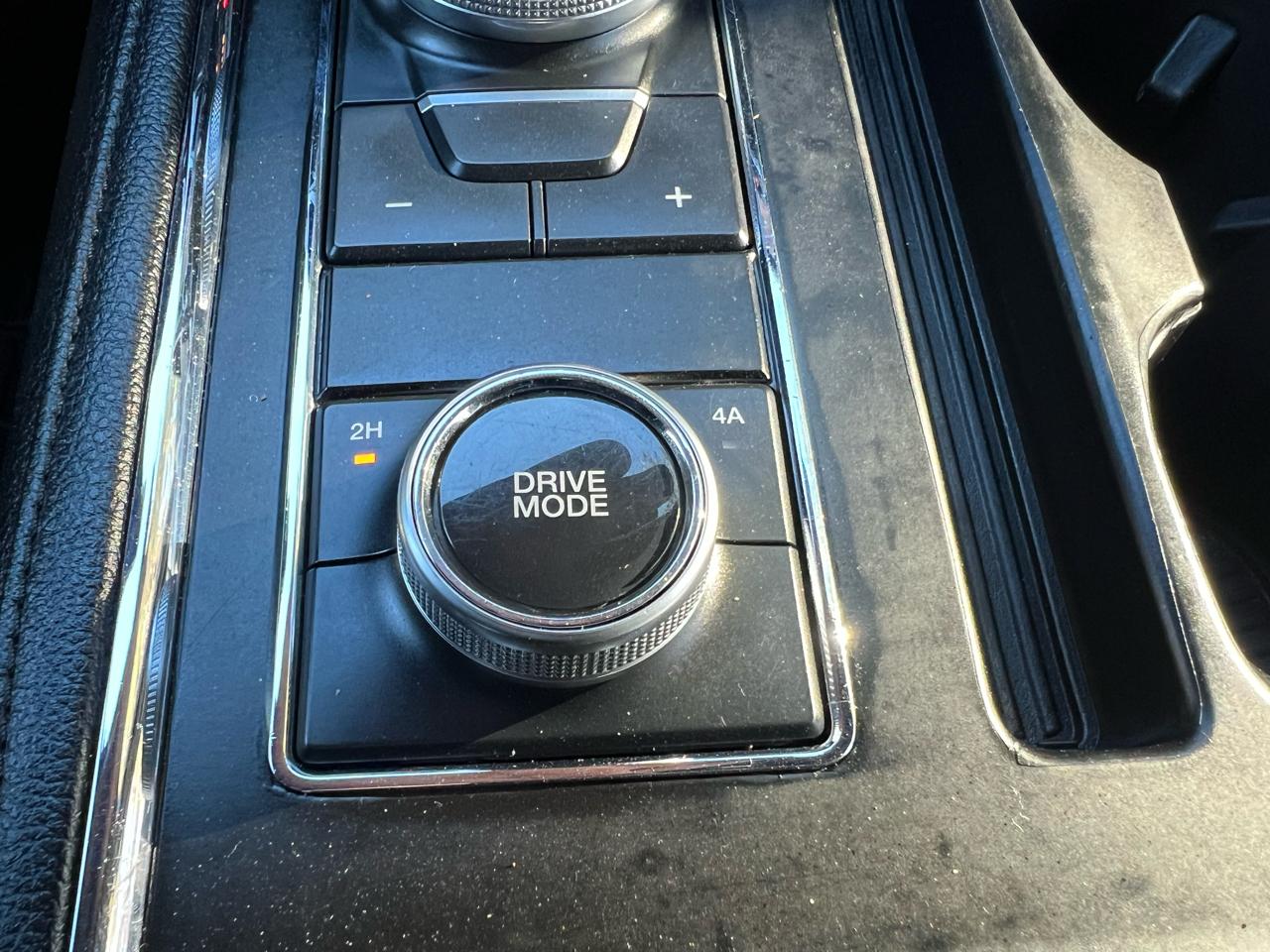 Ford Expedition XLT 2020