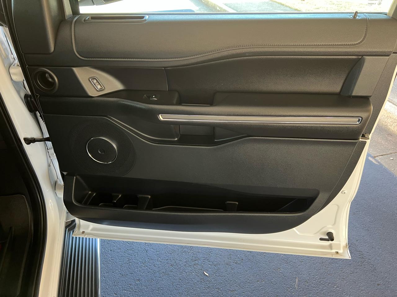 Ford Expedition XLT 2020