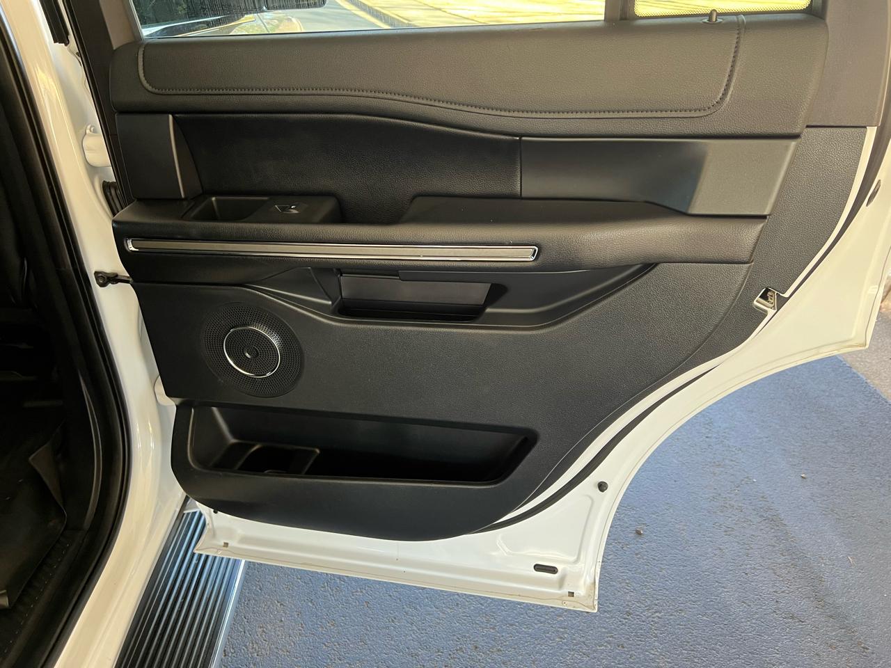 Ford Expedition XLT 2020