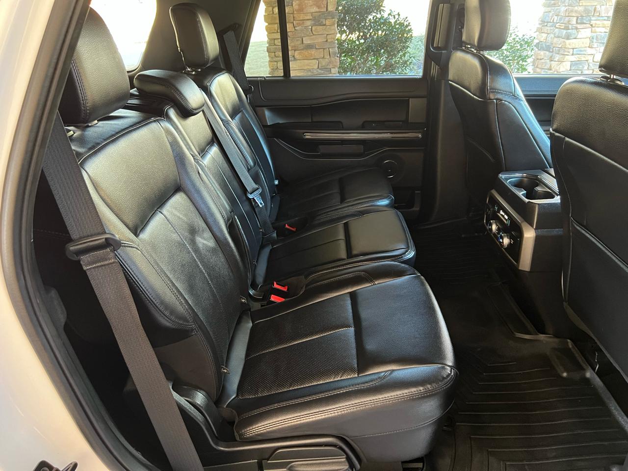 Ford Expedition XLT 2020