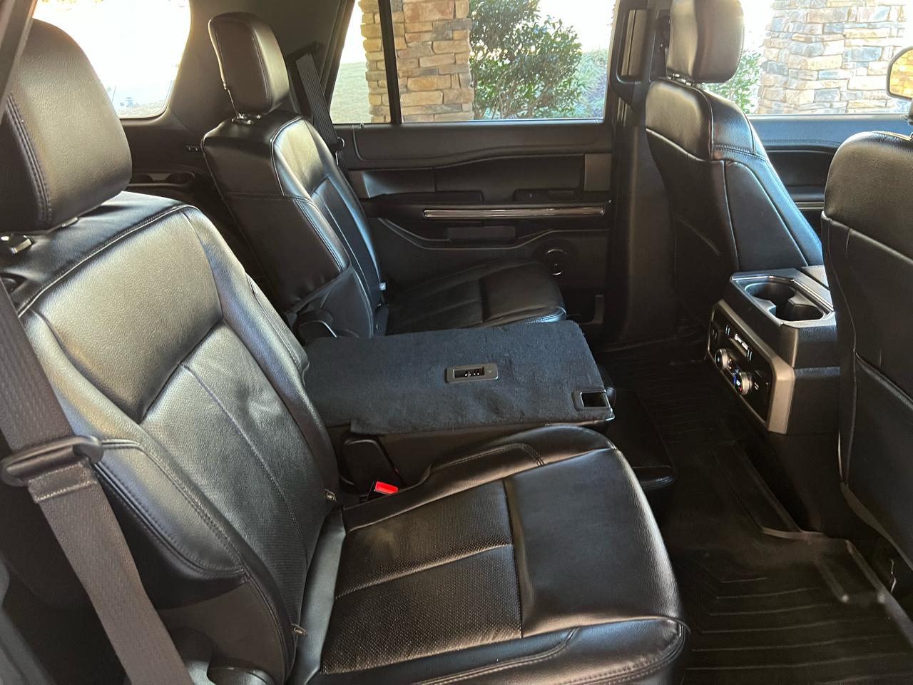 Ford Expedition XLT 2020