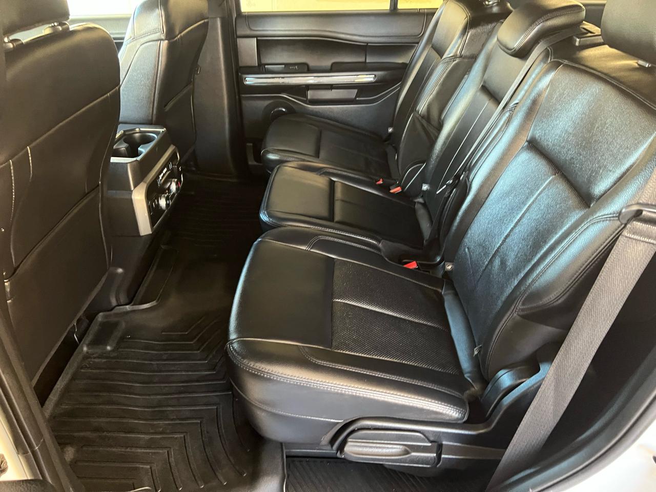 Ford Expedition XLT 2020