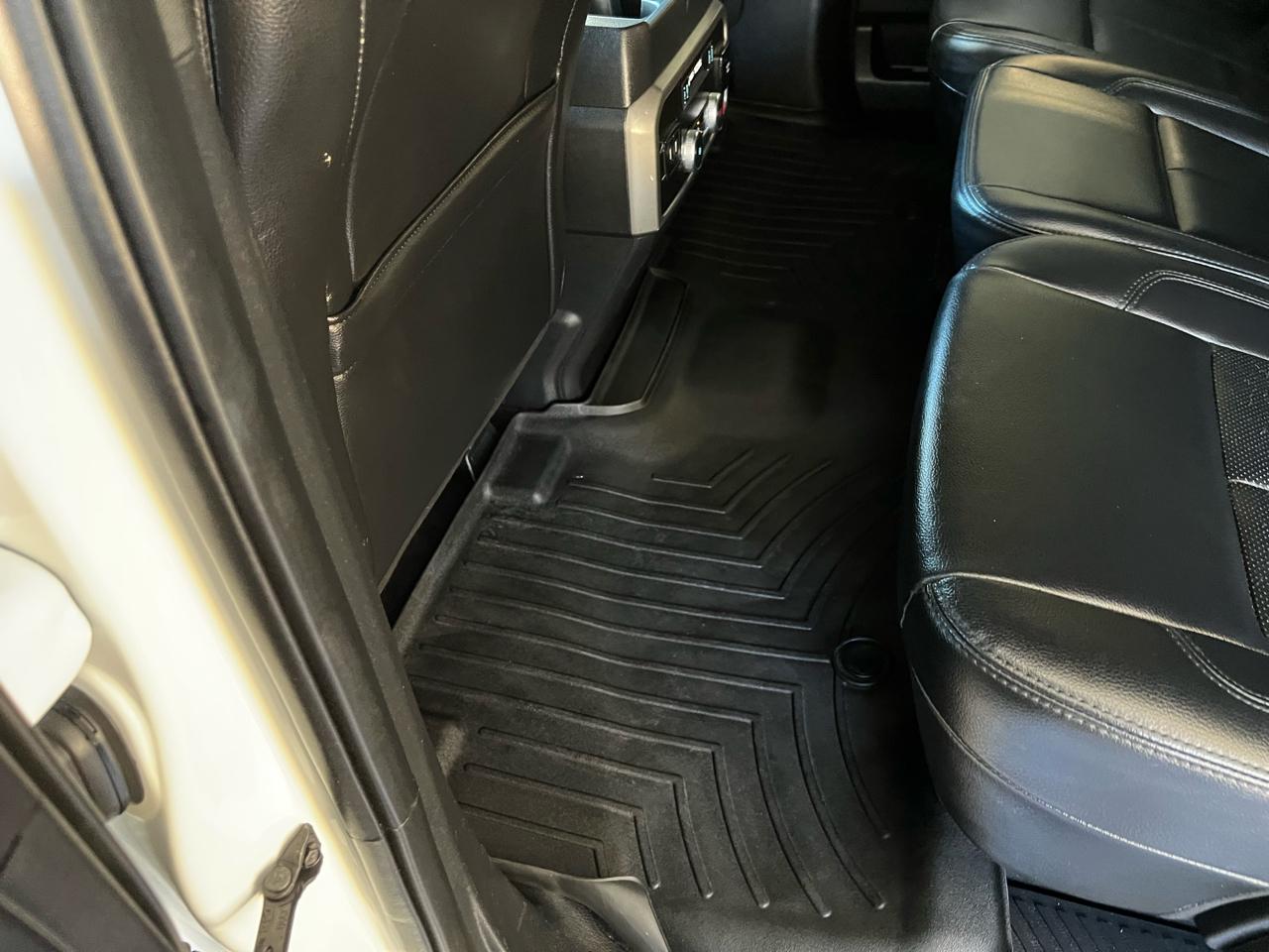 Ford Expedition XLT 2020