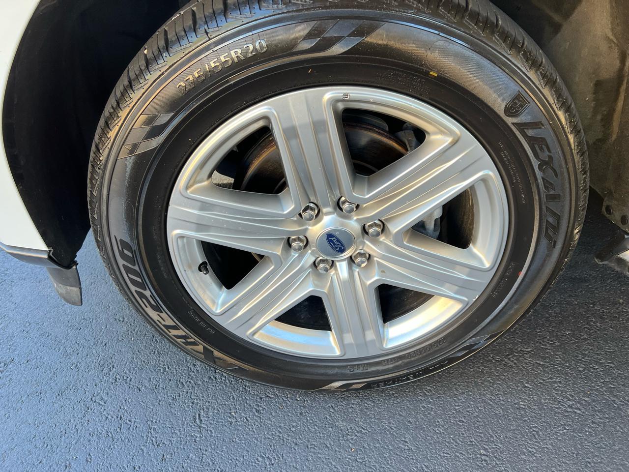 Ford Expedition XLT 2020