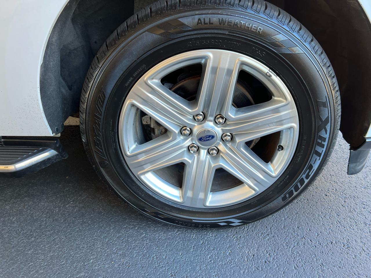 Ford Expedition XLT 2020