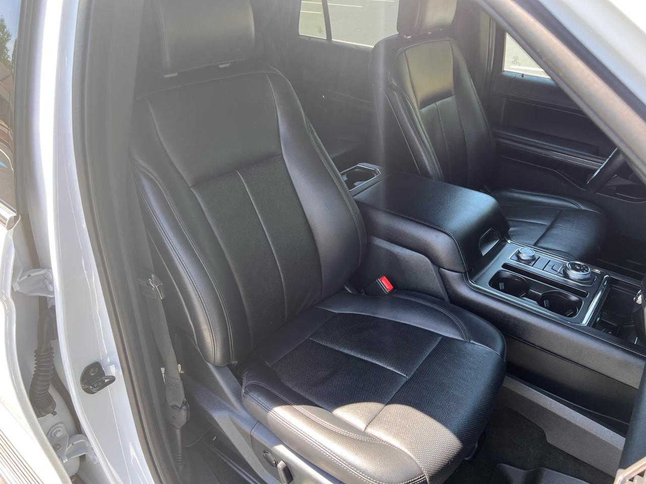 Ford Expedition XLT 4WD 2020