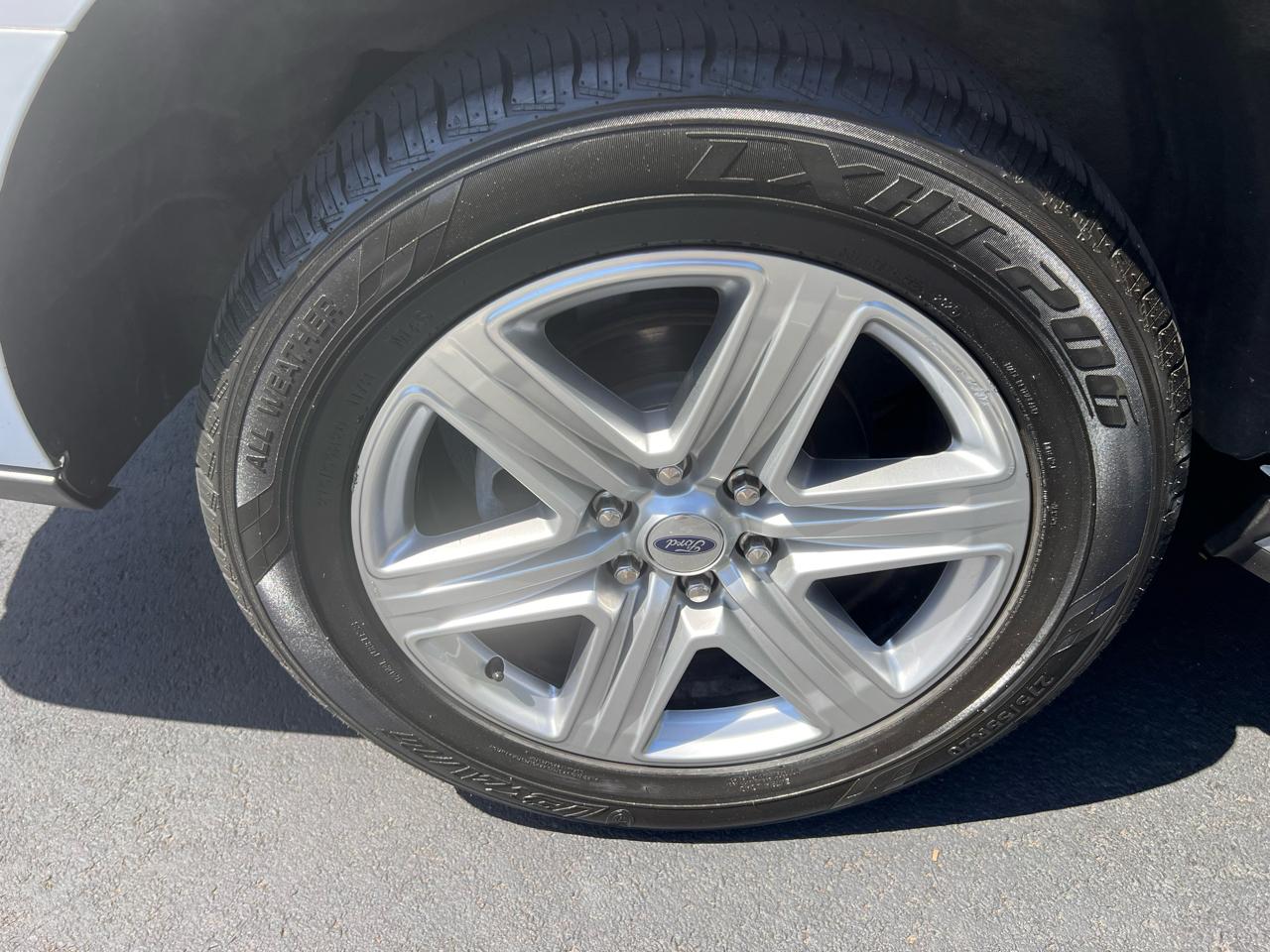 Ford Expedition XLT 4WD 2020