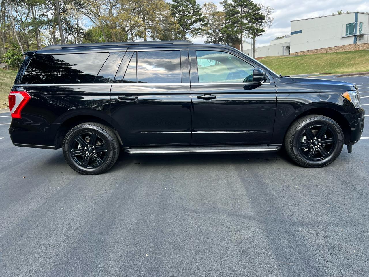 Ford Expedition  2021