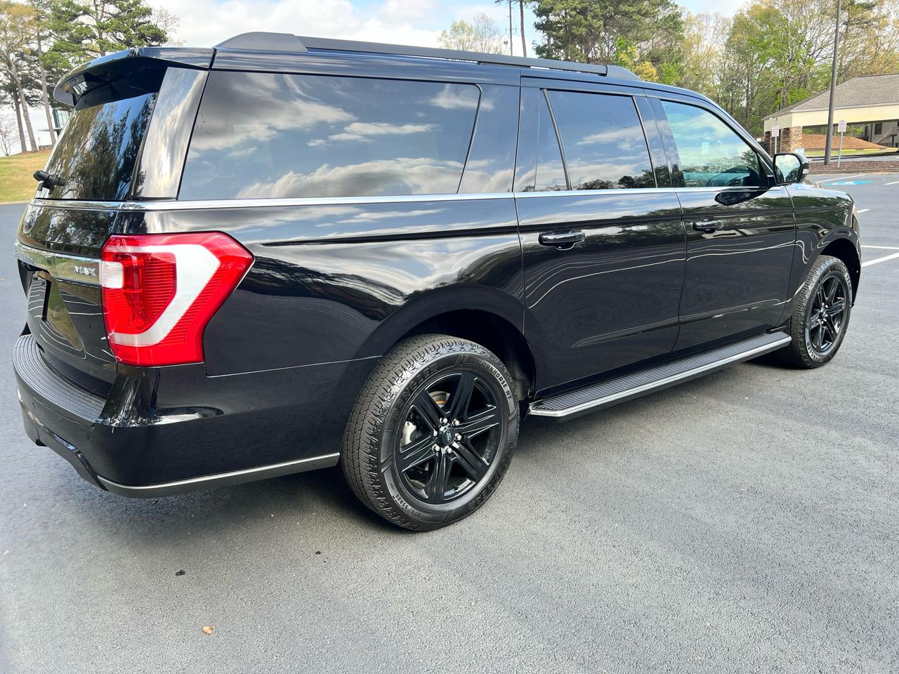 Ford Expedition  2021