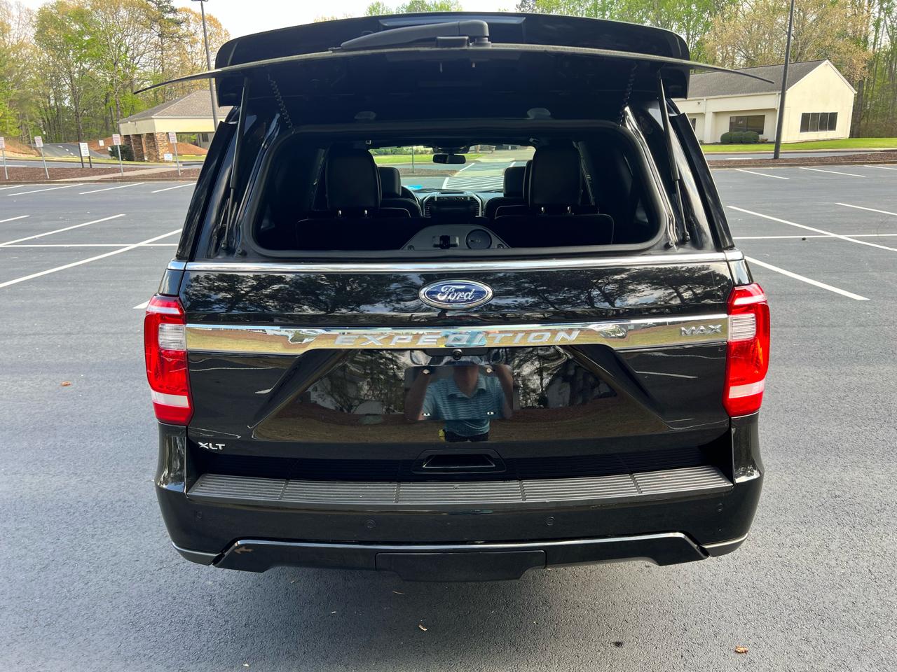 Ford Expedition  2021