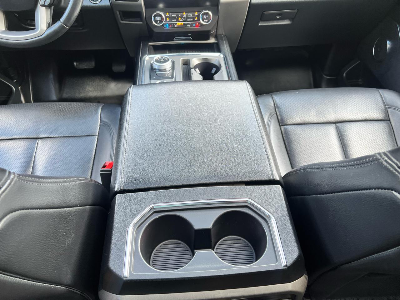 Ford Expedition  2021