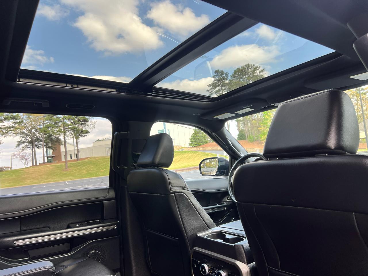 Ford Expedition  2021