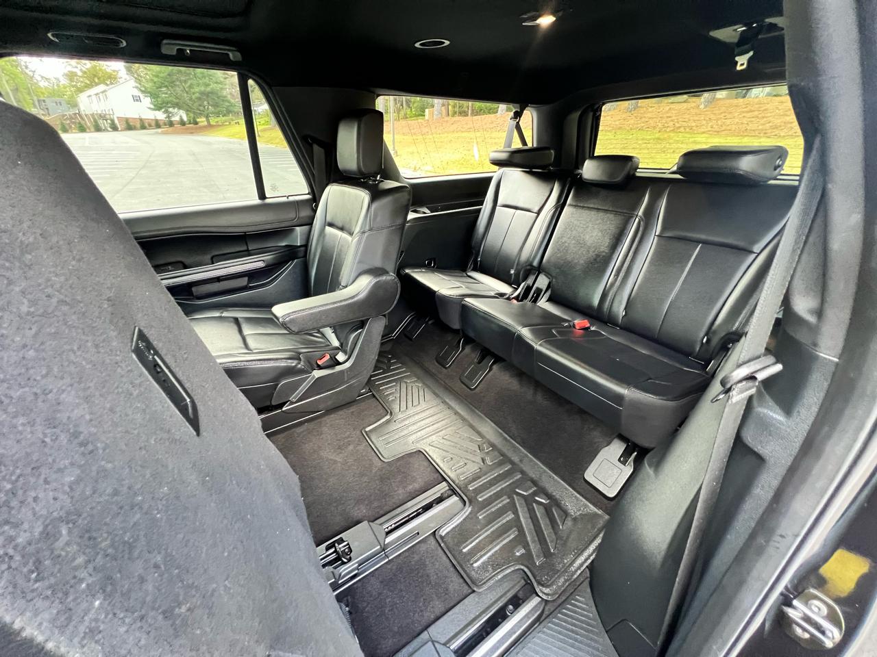 Ford Expedition  2021