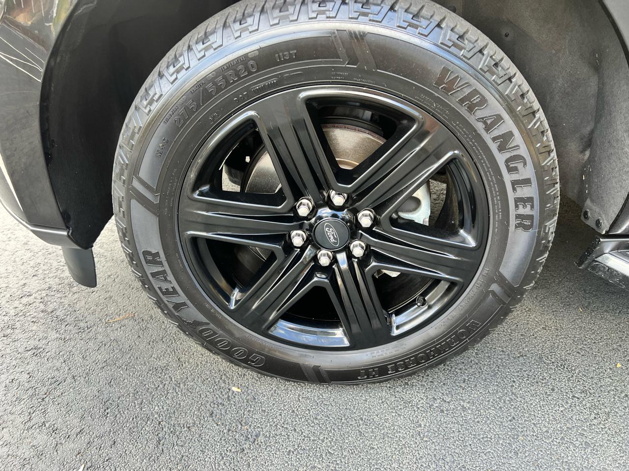 Ford Expedition  2021