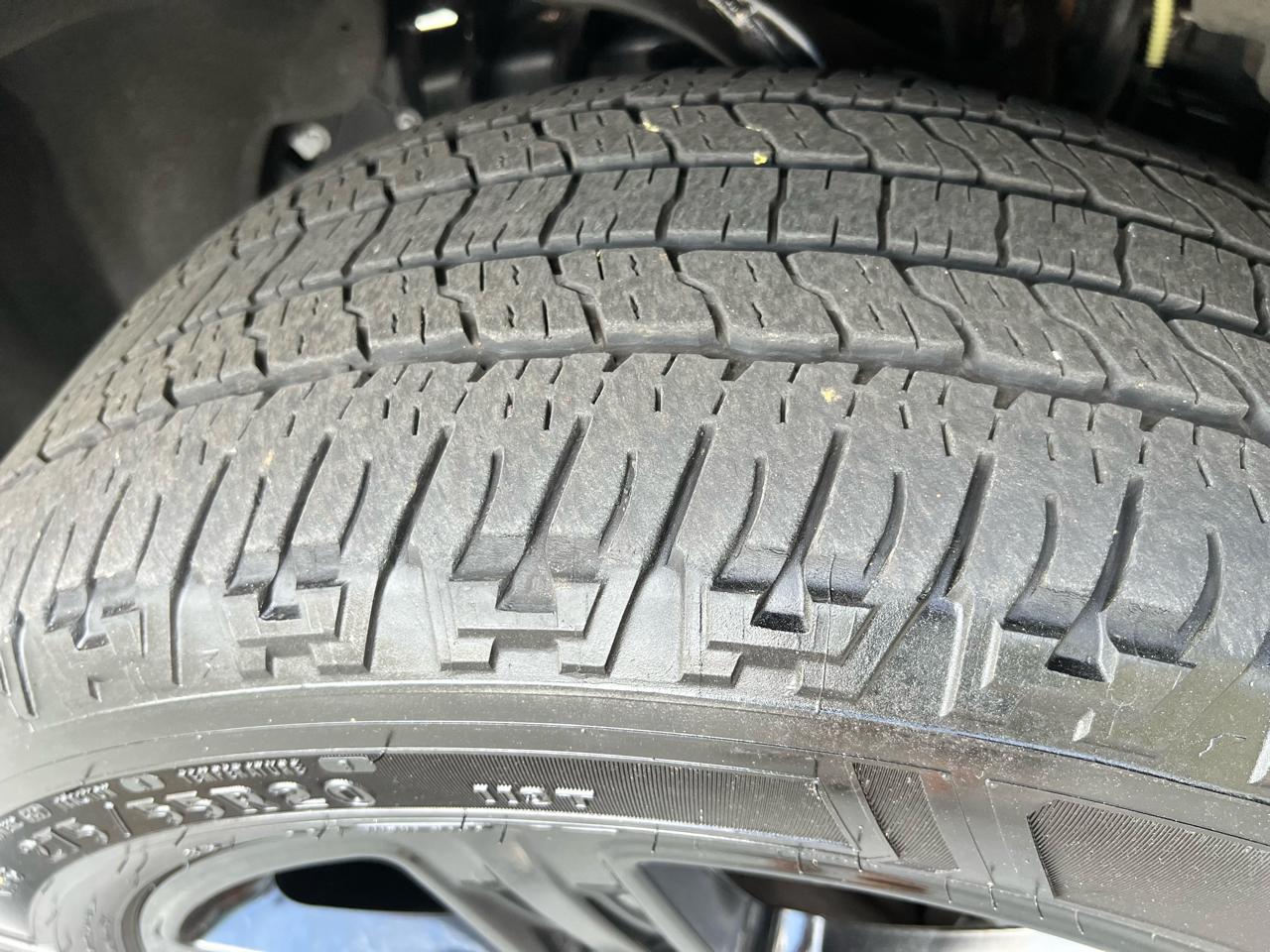 Ford Expedition  2021