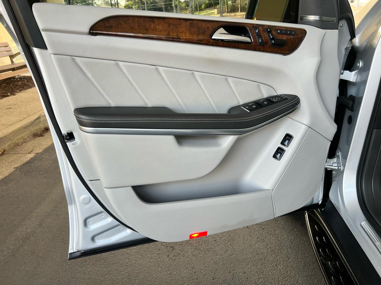 Mercedes-Benz GL-Class GL550 4MATIC 2014