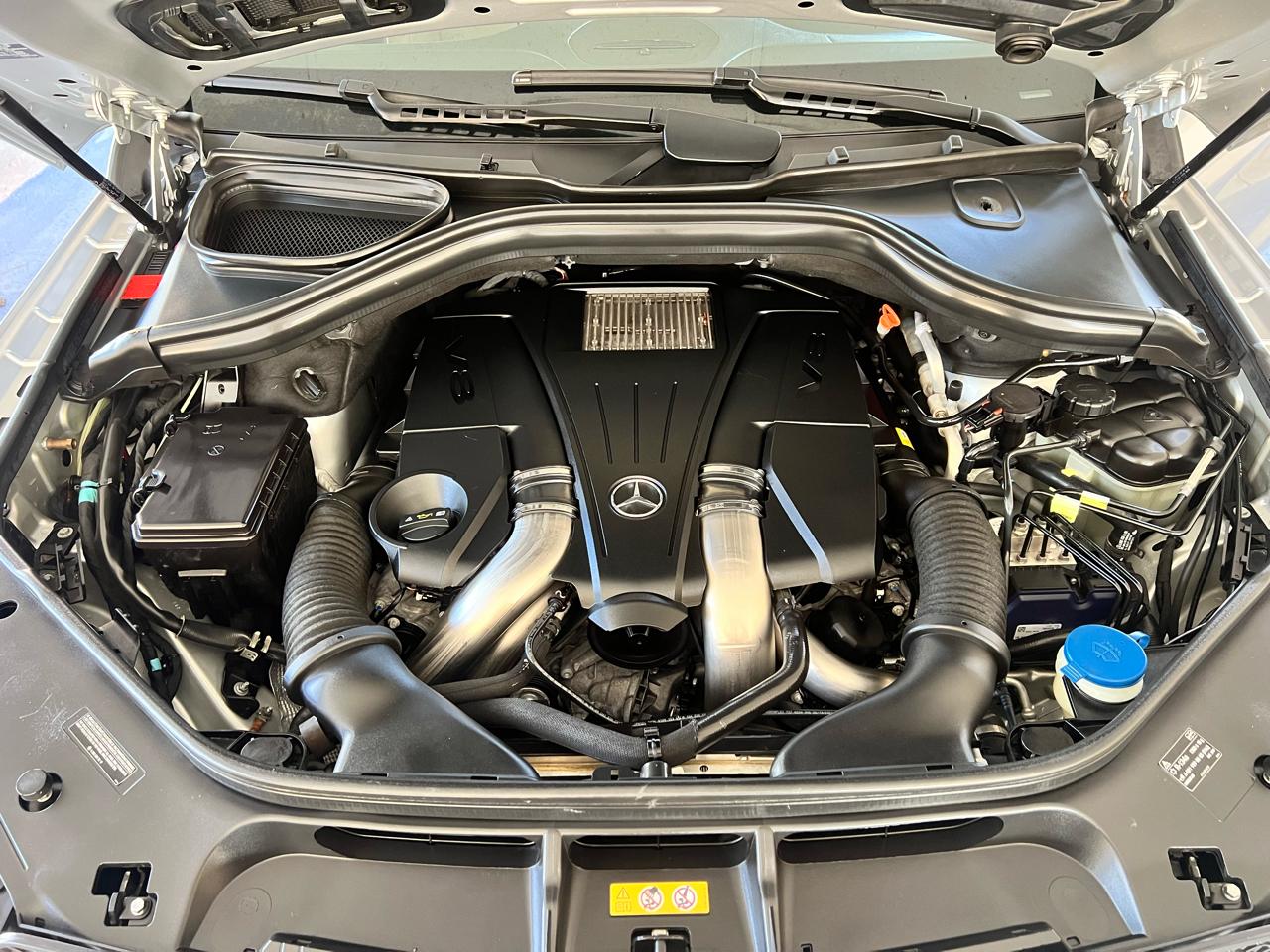 Mercedes-Benz GL-Class GL550 4MATIC 2014