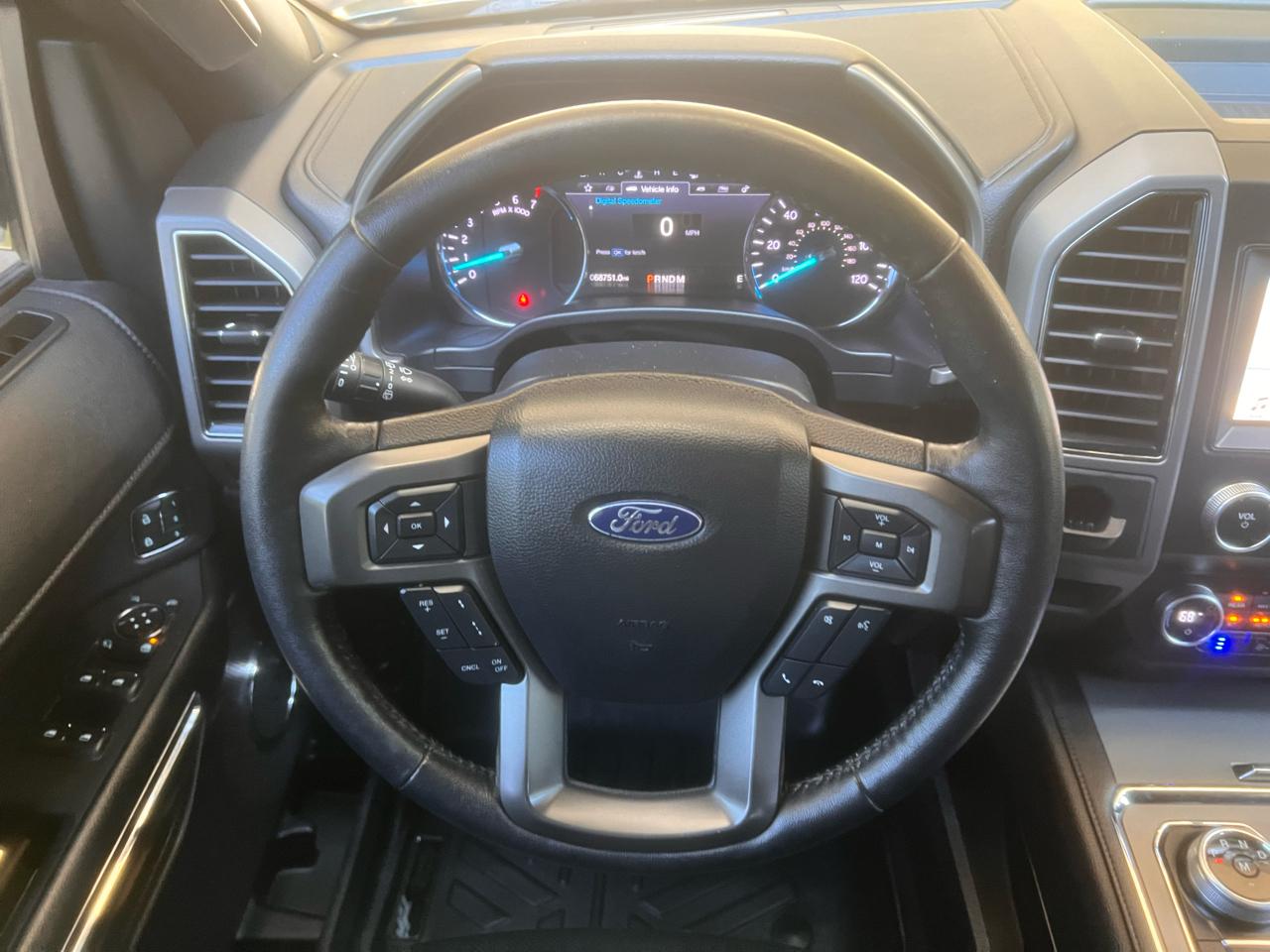 Ford Expedition MAX XLT 4WD 2019