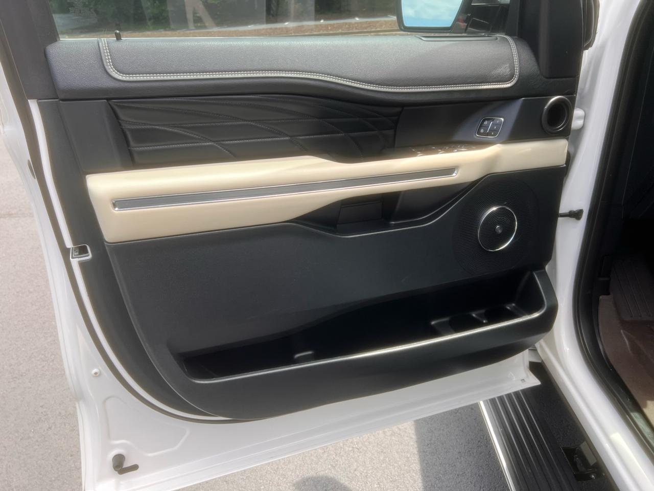 Ford Expedition Platinum 4WD 2019
