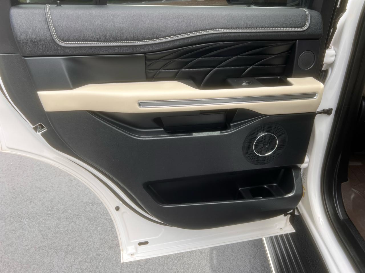 Ford Expedition Platinum 4WD 2019