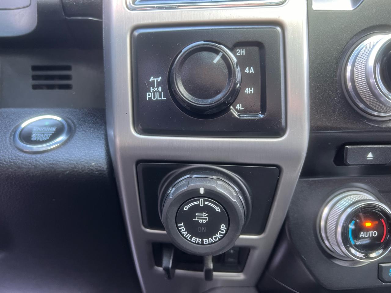 Ford F-150 Platinum 4WD SuperCrew 5.5' Box 2018