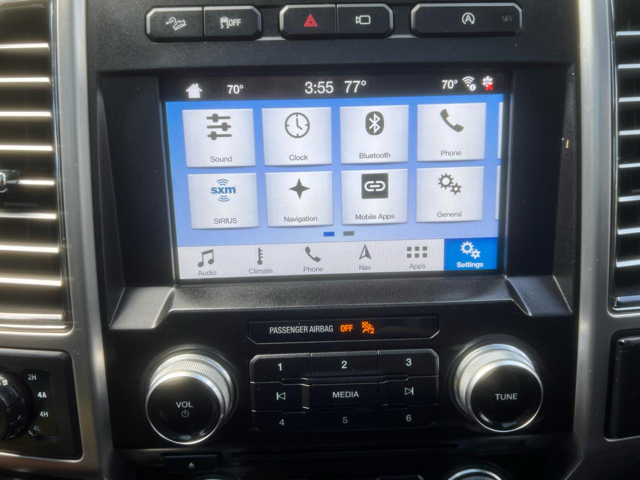 Ford F-150 Platinum 4WD SuperCrew 5.5' Box 2018