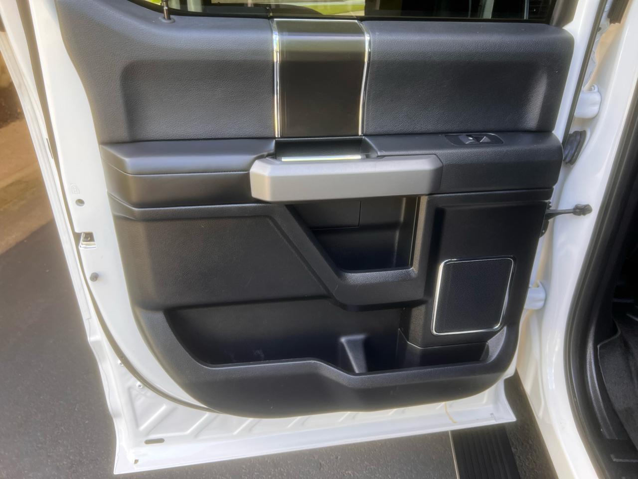 Ford F-150 Platinum 4WD SuperCrew 5.5' Box 2018