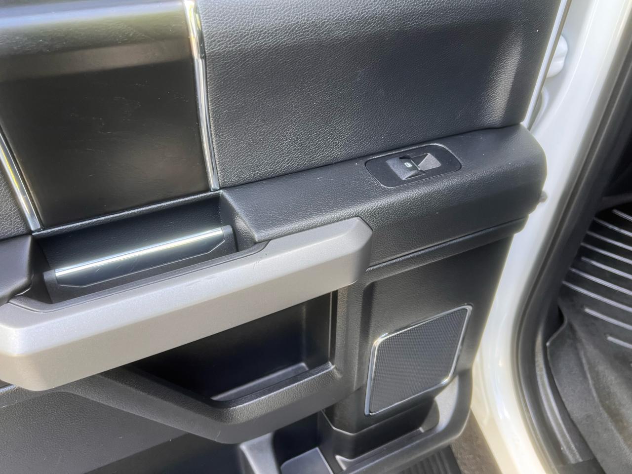 Ford F-150 Platinum 4WD SuperCrew 5.5' Box 2018