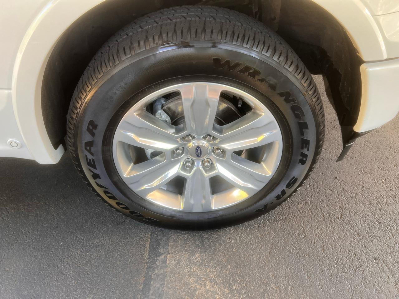 Ford F-150 Platinum 4WD SuperCrew 5.5' Box 2018
