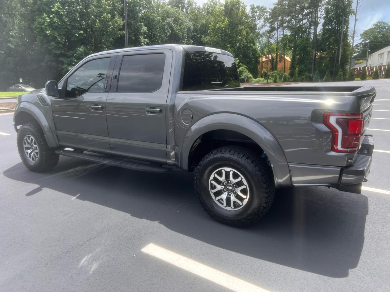 Ford F-150 Raptor SuperCrew 4WD 2018