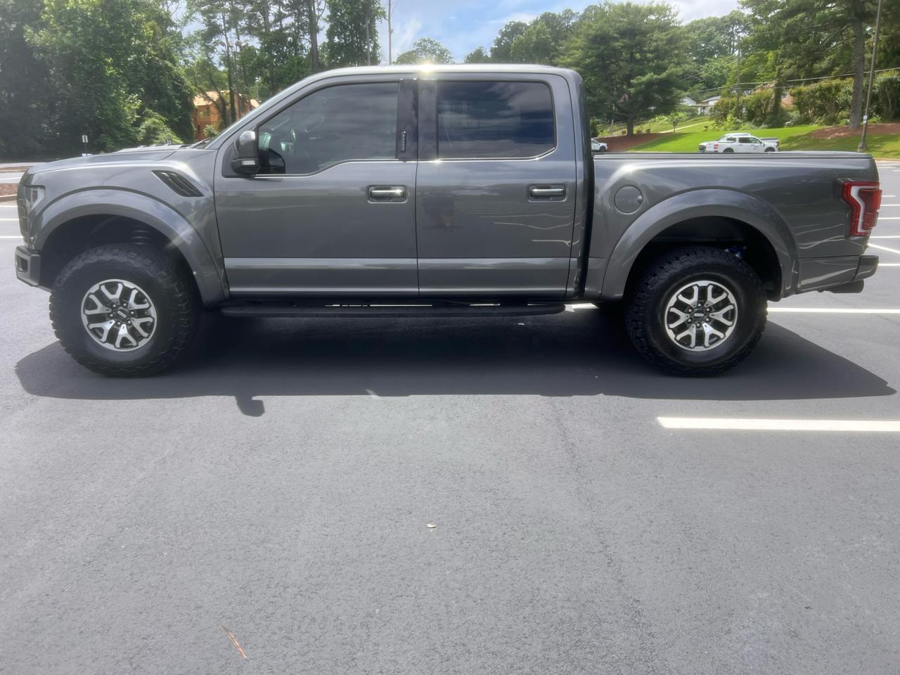 Ford F-150 Raptor SuperCrew 4WD 2018