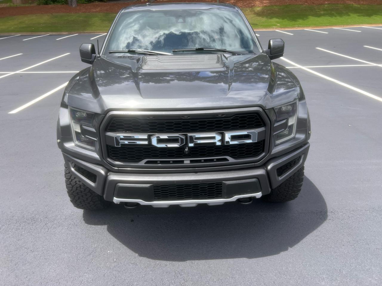 Ford F-150 Raptor SuperCrew 4WD 2018