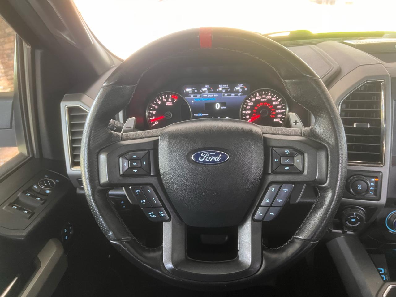Ford F-150 Raptor SuperCrew 4WD 2018