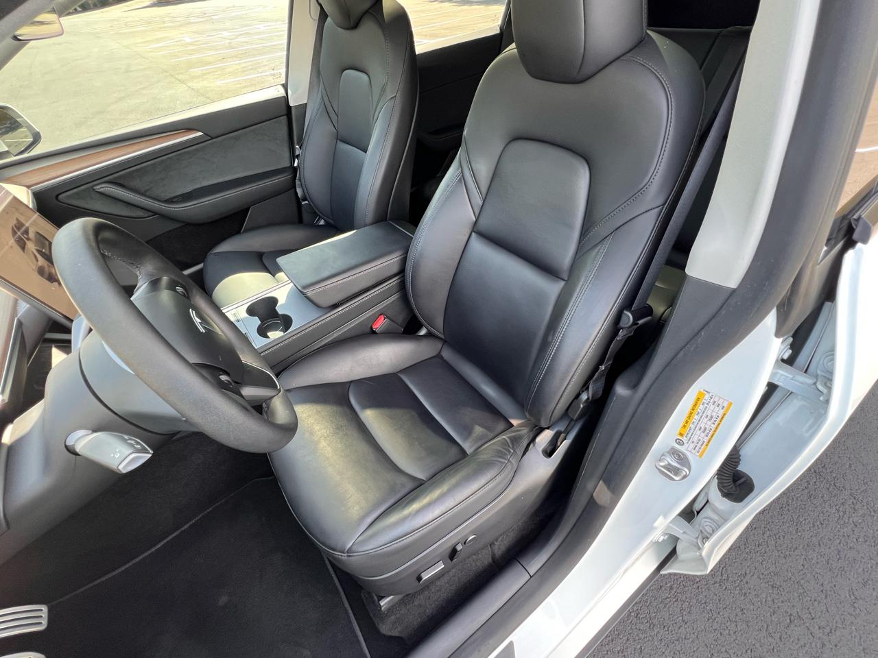 Tesla Model Y Performance AWD 2023