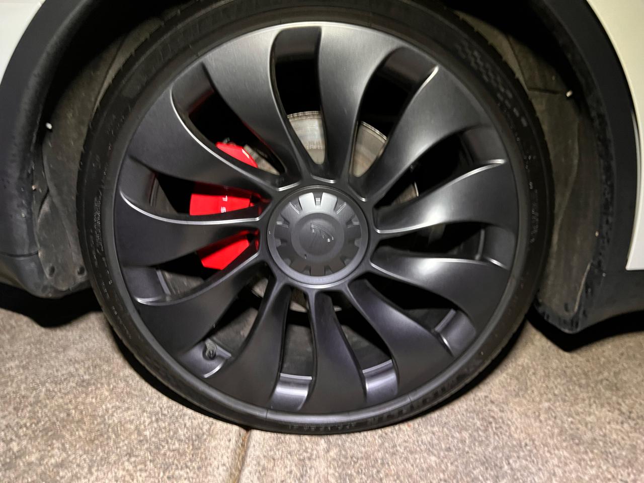 Tesla Model Y Performance AWD 2023
