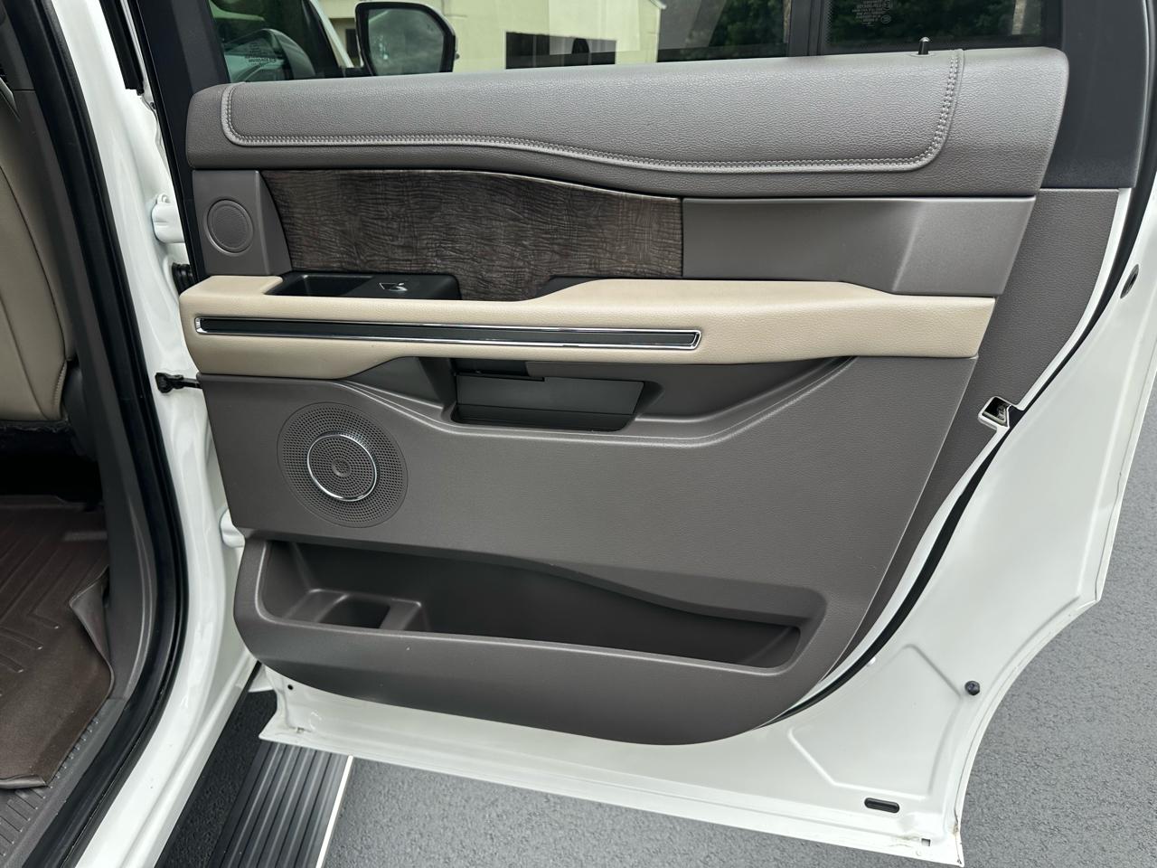 Ford Expedition MAX Limited 2WD 2020