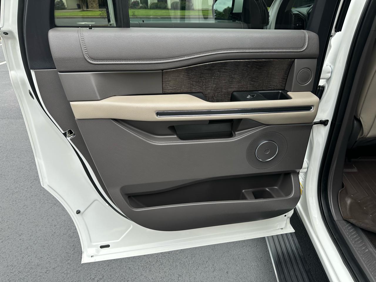 Ford Expedition MAX Limited 2WD 2020