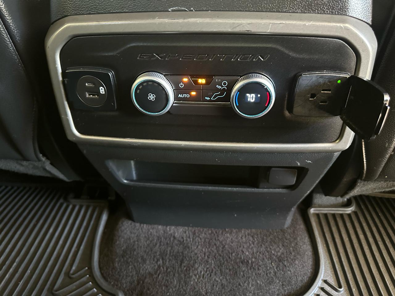 2021 Ford Expedition XLT - Photo 38