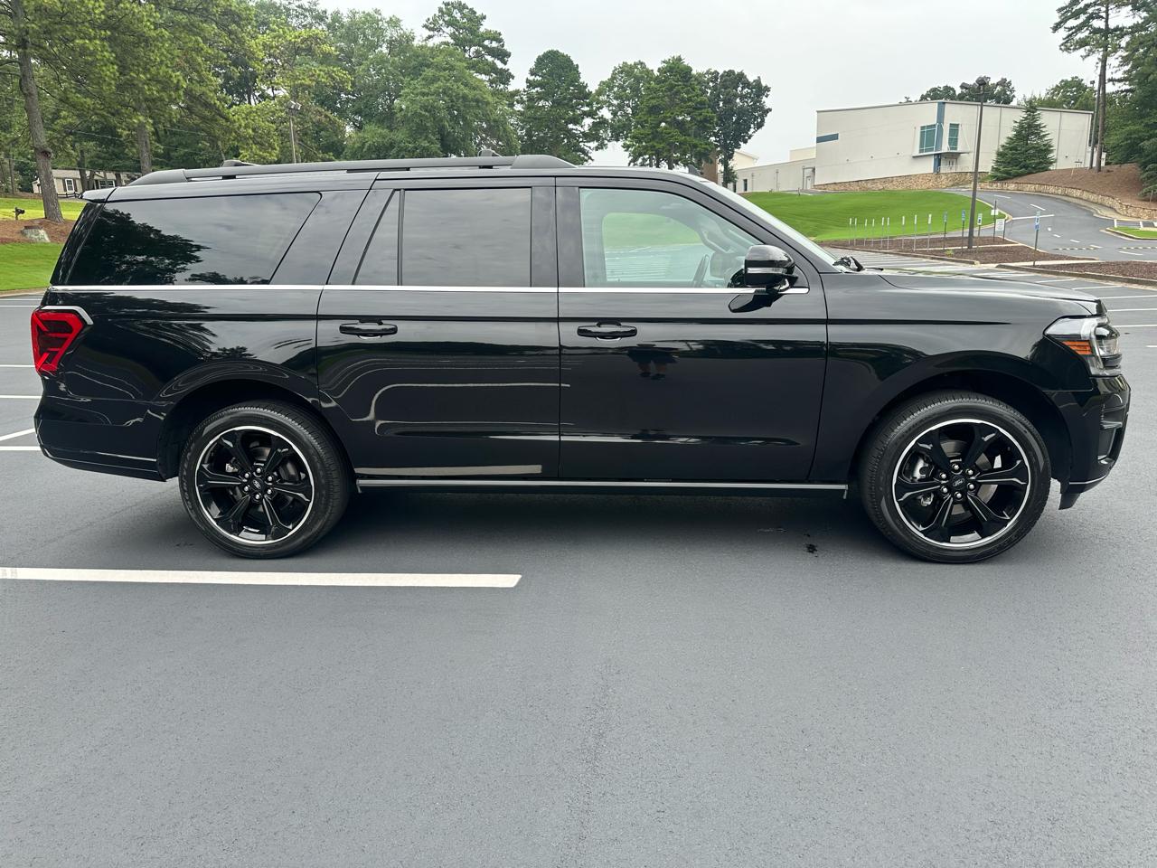 Ford Expedition MAX Limited 2022
