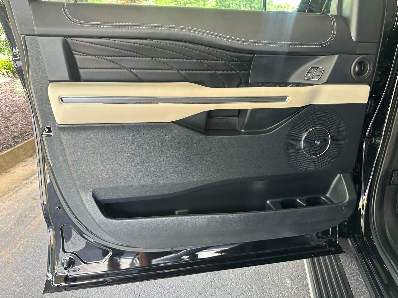 2021 Ford Expedition Platinum - Photo 28