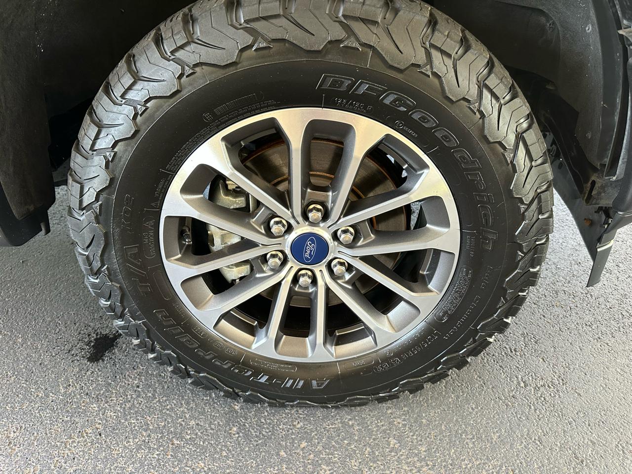 Ford F-150 Lariat SuperCrew 4WD 2019
