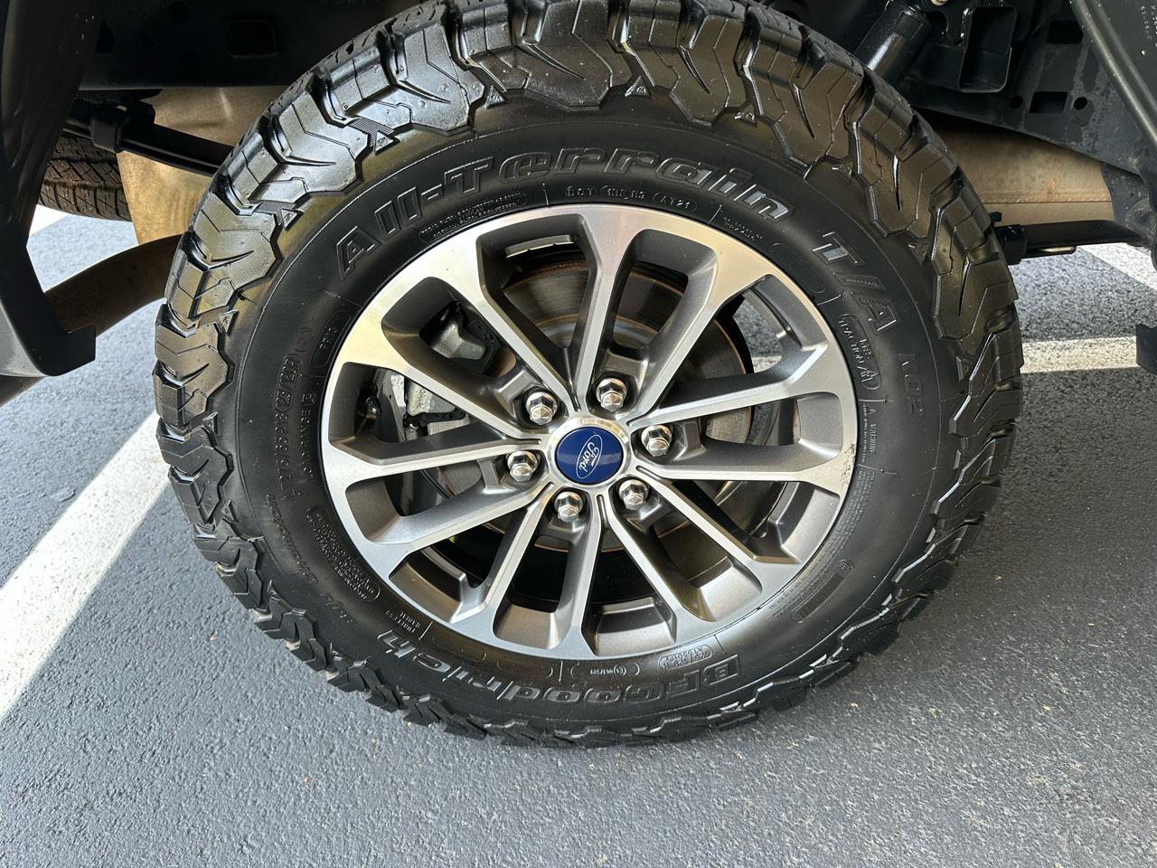 Ford F-150 Lariat SuperCrew 4WD 2019