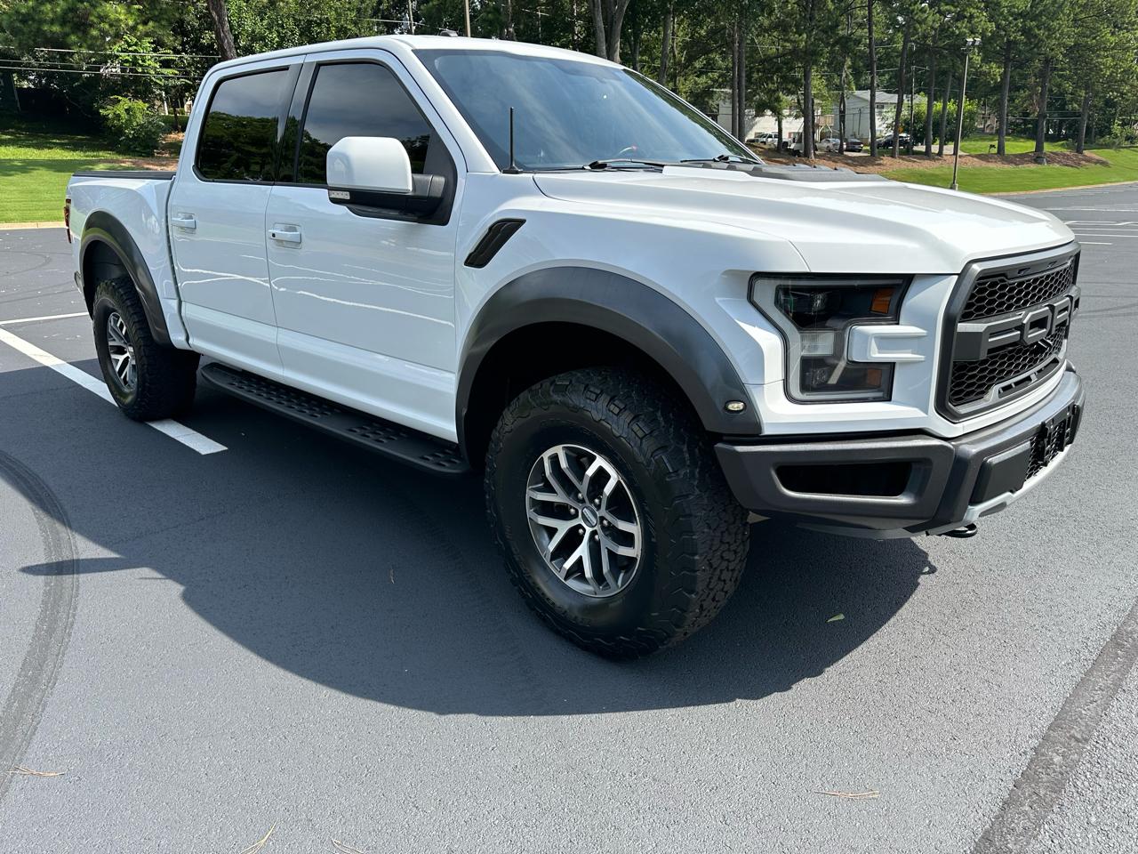 Ford F-150 Raptor SuperCrew 4WD 2017